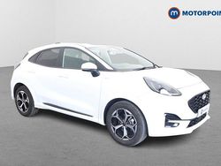 White Used 2025 Ford Puma Gen-E ST-Line Hatchback | £20,899 (Fair price)