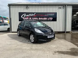 Black Used 2014 Honda Jazz ES Hatchback | £9,000 (Fair price)