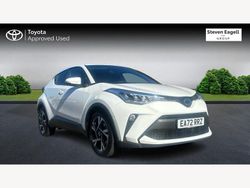 White Used 2023 Toyota C-HR Design SUV | £21,000 (Fair price)