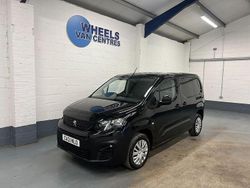 Black Used 2021 Peugeot Partner MPV | £9,790 (Fair price)
