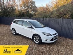 White Used 2014 Ford Focus Zetec Estate | £4,500 (Fair price)