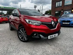 Red Used 2016 Renault Kadjar Signature SUV | £6,625 (Fair price)