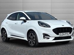 Frozen white Used 2024 Ford Puma ST-Line Hatchback | £16,500 (Good price)