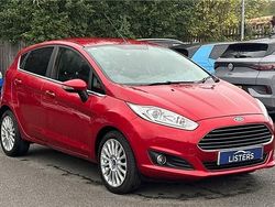 Red Used 2016 Ford Fiesta Zetec Hatchback | £6,295 (Fair price)