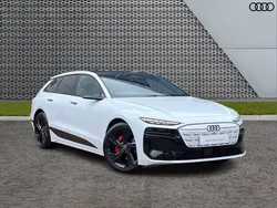 White Used 2025 Audi e-tron Performance SUV | £69,999