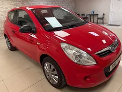 Red Used 2011 Hyundai i20 Classic Hatchback | £2,895 (Fair price)