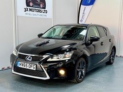 Black Used 2015 Lexus CT200h Hatchback | £9,290 (Fair price)