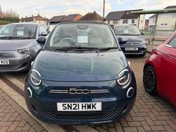 Green Used 2021 Fiat 500e La Prima | £16,995 (Fair price)