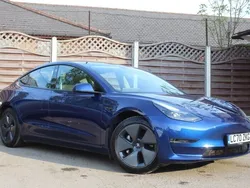 Blue Used 2020 Tesla Model 3 Long Range Sedan | £17,990 (Expensive)