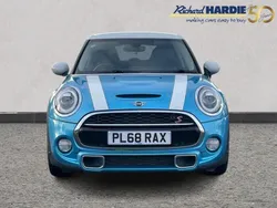 Blue Used 2018 Mini Cooper S Exclusive Hatchback | £15,195 (Expensive)