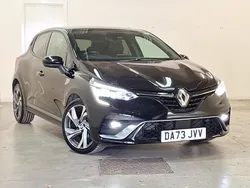 Black Used 2023 Renault Clio V RS Line Hatchback | £15,998 (Fair price)