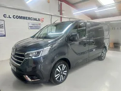 Grey Used 2022 Renault Trafic Van | £18,999 (Good price)