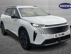 White Used 2024 Peugeot 5008 Allure SUV | £26,868