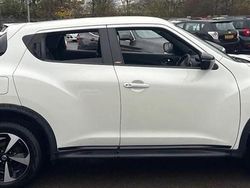 Pure white Used 2018 Nissan Juke SUV | £8,575 (A bit pricey)