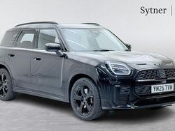Black Used 2025 Mini Countryman SUV | £35,000 (Fair price)
