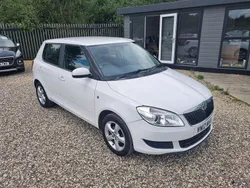 White Used 2012 Skoda Fabia SE Hatchback | £2,645 (Fair price)