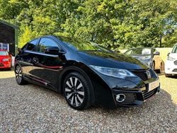 Black Used 2016 Honda Civic SR Hatchback | £6,995 (A bit pricey)