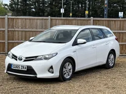 Toyota Auris Hybrid