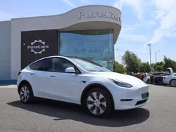 White Used 2022 Tesla Model Y Long Range SUV | £24,490 (Good price)