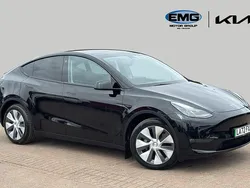 Black Used 2022 Tesla Model Y Long Range AWD SUV | £27,495 (Fair price)