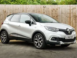 Silver and black Used 2018 Renault Captur GT-Line SUV | £8,995 (A bit pricey)