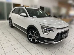 White Used 2024 Kia Niro 4 SUV | £29,995 (Fair price)