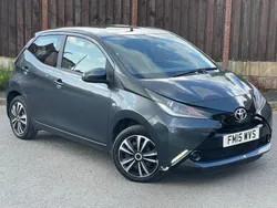 Grey Used 2015 Toyota Aygo X-play Hatchback | £3,695 (Fair price)