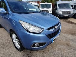 Blue Used 2013 Hyundai ix35 Premium SUV | £5,995 (Good price)