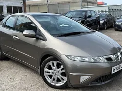 Grey Used 2009 Honda Civic EX Hatchback | £4,499 (Fair price)