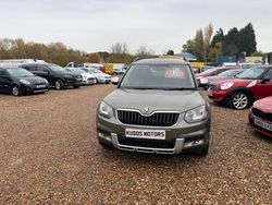 Green Used 2014 Skoda Yeti Elegance SUV | £8,495 (Fair price)