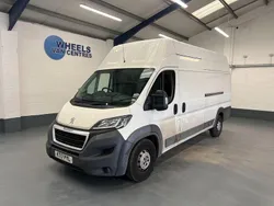 White Used 2017 Peugeot Boxer Van | £6,490 (Super price)