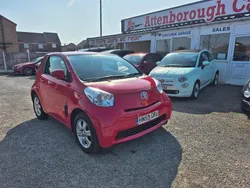 Red Used 2009 Toyota iQ Hatchback | £2,500 (Expensive)