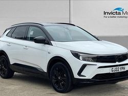 White Used 2022 Vauxhall Grandland X SRi SUV | £15,500 (Fair price)