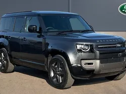 New 2025 Land Rover Defender SE Dynamic SUV | £85,212