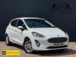 White Used 2018 Ford Fiesta Zetec Hatchback | £9,299 (Good price)