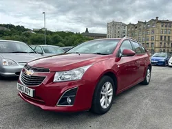 Red Used 2013 Chevrolet Cruze LT Estate | £1,999 (Fair price)