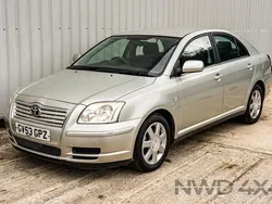 Silver Used 2003 Toyota Avensis T2 Hatchback | £990