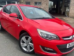 Red Used 2013 Vauxhall Astra SRi Hatchback | £2,490 (Fair price)