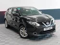 Black Used 2017 Nissan Qashqai Acenta SUV | £7,998 (Good price)