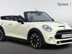 White Used 2019 Mini Cooper S Exclusive Hatchback | £16,250 (A bit pricey)