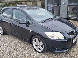 Black Used 2008 Toyota Auris SR Hatchback | £2,495 (Fair price)