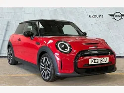 Chili red Used 2021 Mini Cooper S Level 2 Hatchback | £13,195 (Fair price)
