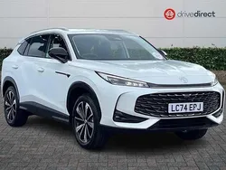 Metallic white pearl Used 2024 MG HS SE SUV | £20,395