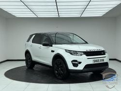 White Used 2015 Land Rover Discovery Sport HSE Luxury SUV | £13,499 (Fair price)