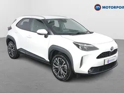 White Used 2022 Toyota Yaris Hybrid Hatchback | £19,999 (Expensive)