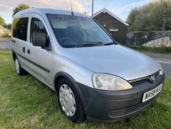 Silver Used 2010 Vauxhall Combo MPV | £2,495 (Good price)