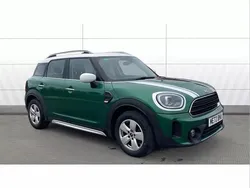Green Used 2022 Mini Cooper Countryman Classic SUV | £22,156 (Fair price)
