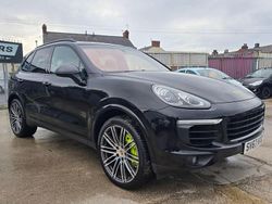 Black Used 2017 Porsche Cayenne SUV | £19,495