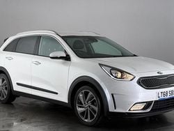 Used 2019 Kia Niro SUV | £13,800 (Fair price)