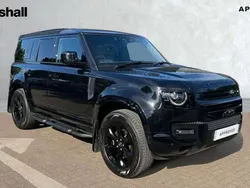 Metallic santorini black Used 2024 Land Rover Defender HSE Dynamic SUV | £66,418 (Fair price)